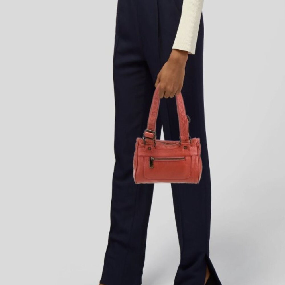 Marc Jacobs Signature Shoulder Bag